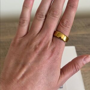 Gen 3 Oura Ring with Charger